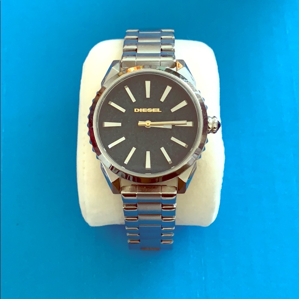 EUC DIESEL WATCH